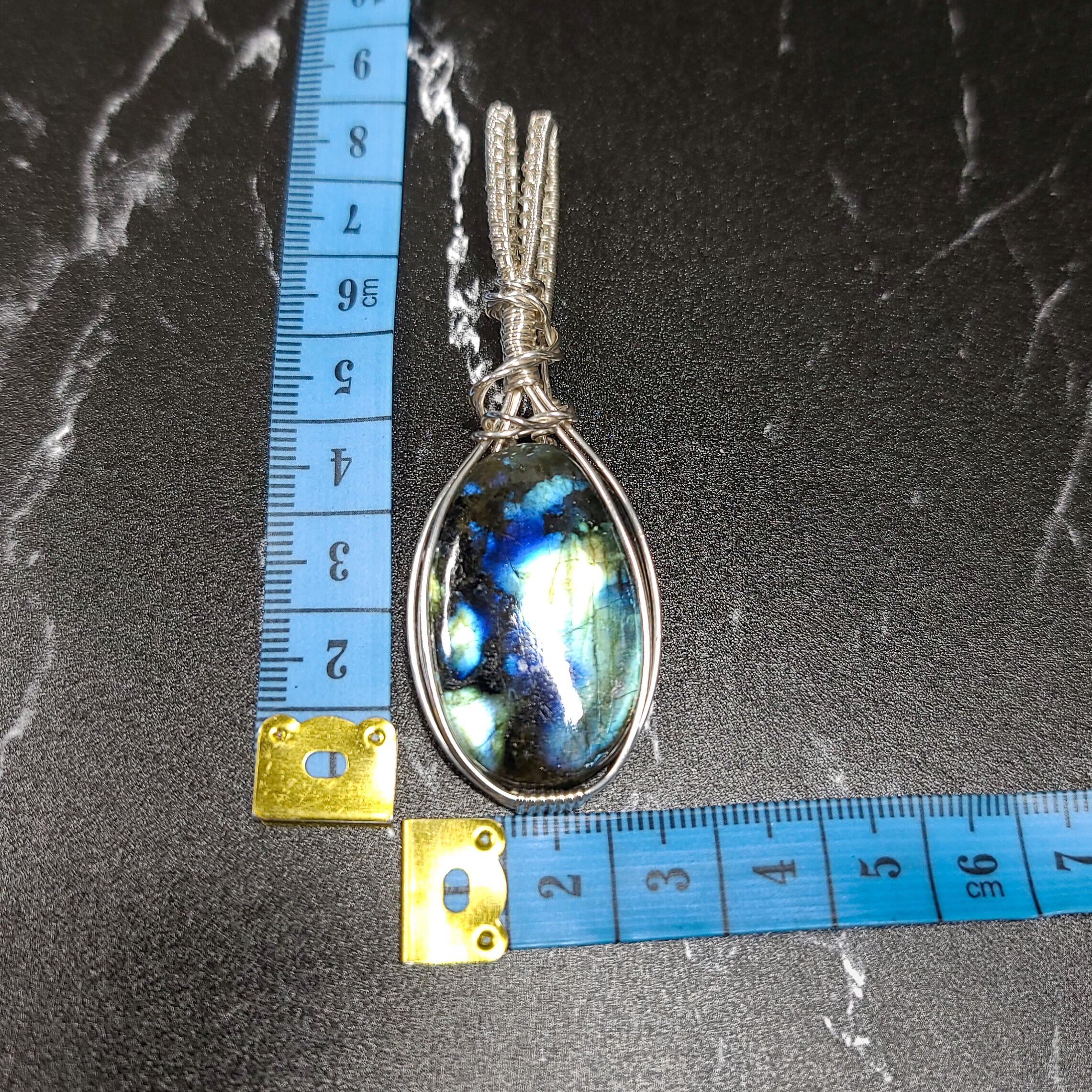 Sterling Silver Labradorite Pendant