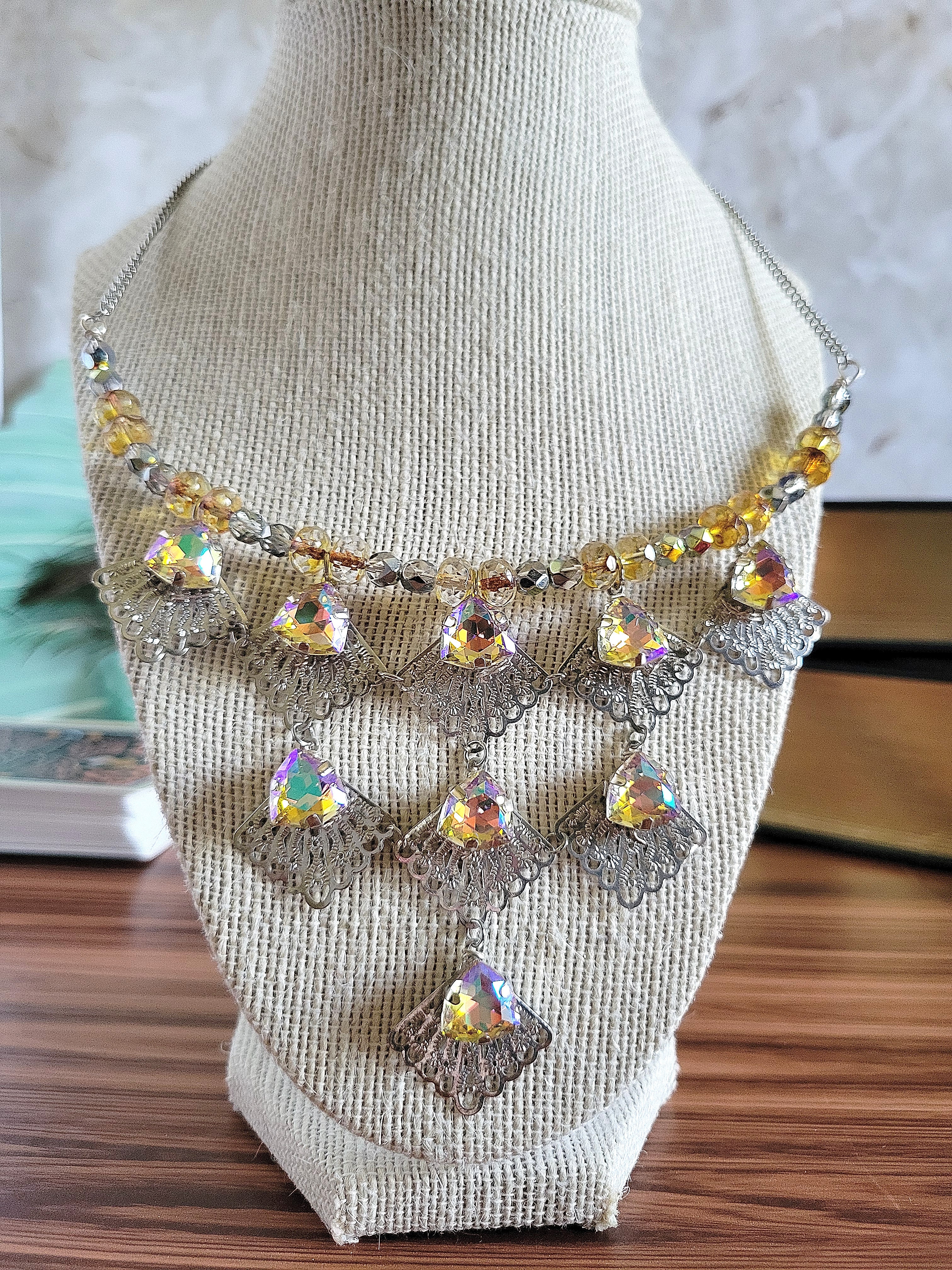 Silver Victorian Fan Collar Necklace