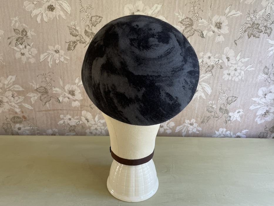 Gray and Black Felt Beret