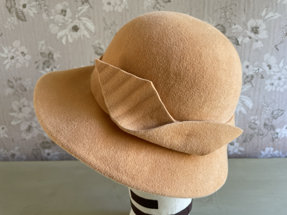 Golden Felt Brimmed Casablanca Hat