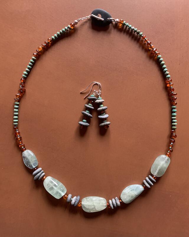 Necklace set | aquamarine nuggets beach pebbles amber nuggets turquoise rondelles river stone toggle clasp turquoise