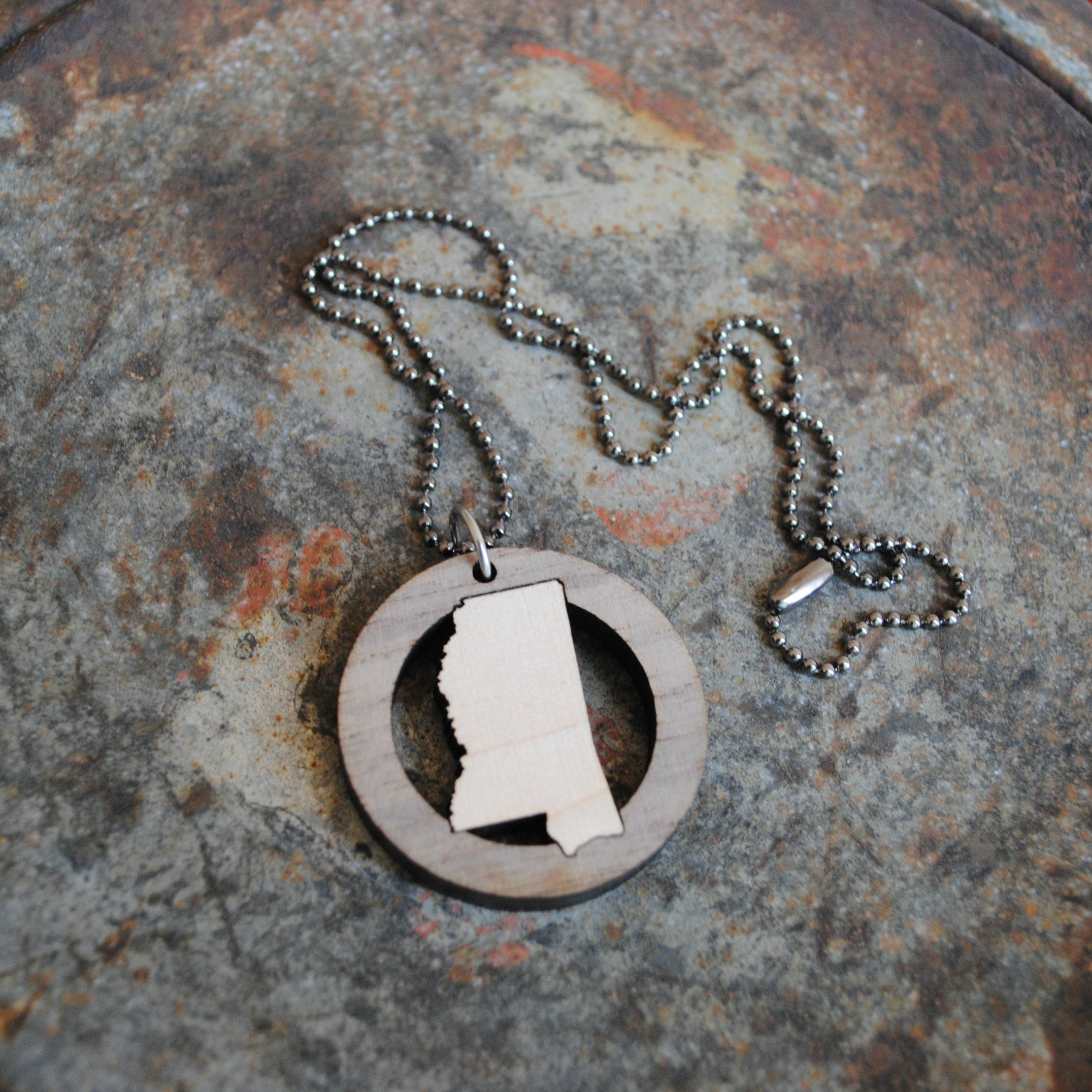 Wooden Mississippi State Necklace