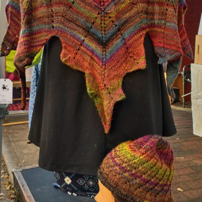 Maple Leaf Shawl: Custom Order