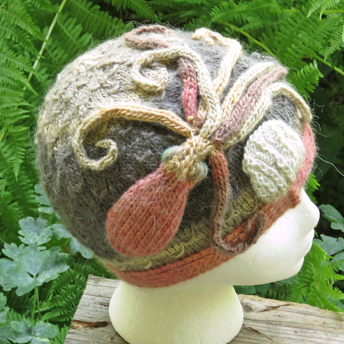Knitting pattern - Octopus in the Shallows beanie