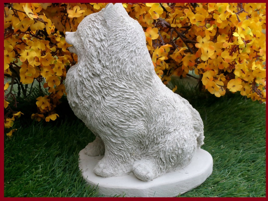 Concrete Pomeranian Statue 4 x 6 x 7.5" high